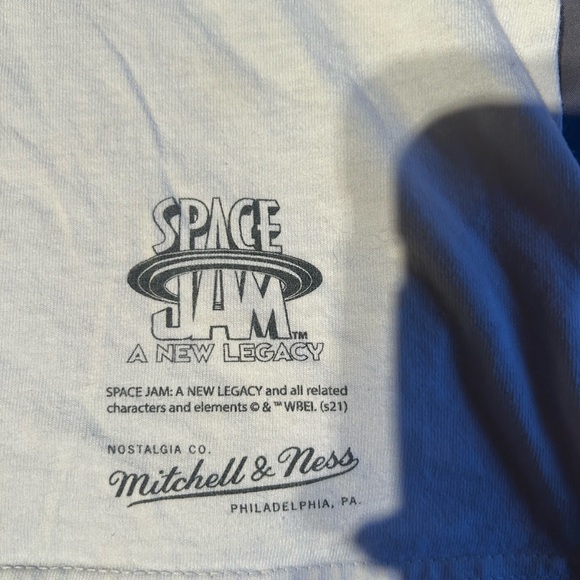 Mitchell & Ness White Looney Tunes T-Shirt - Picture 3 of 4